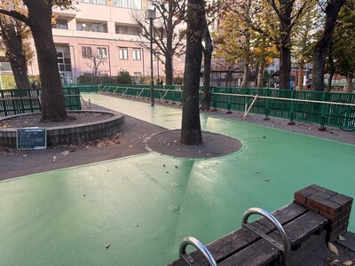 西町公園カラーアスファルト舗装補修1