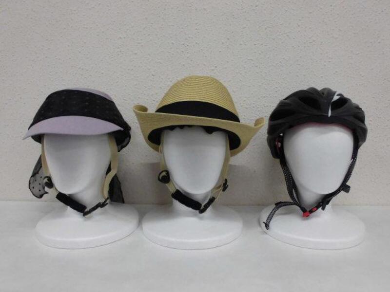 帽子型など様々なヘルメットの画像2