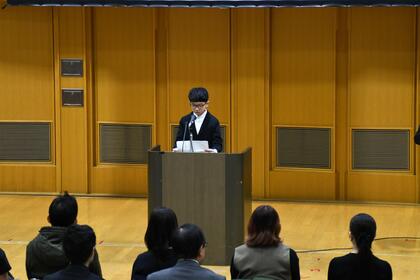 代表者発表の写真