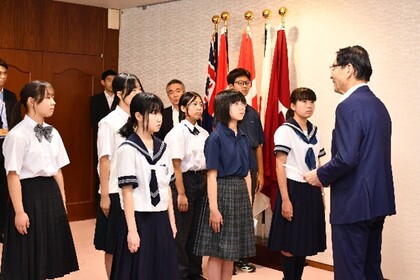 中学生挨拶の様子