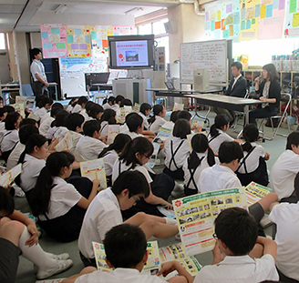 根岸小学校にて出前授業