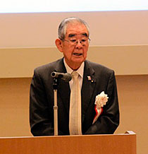 石山会長のあいさつ