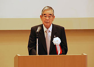 石山会長のあいさつ